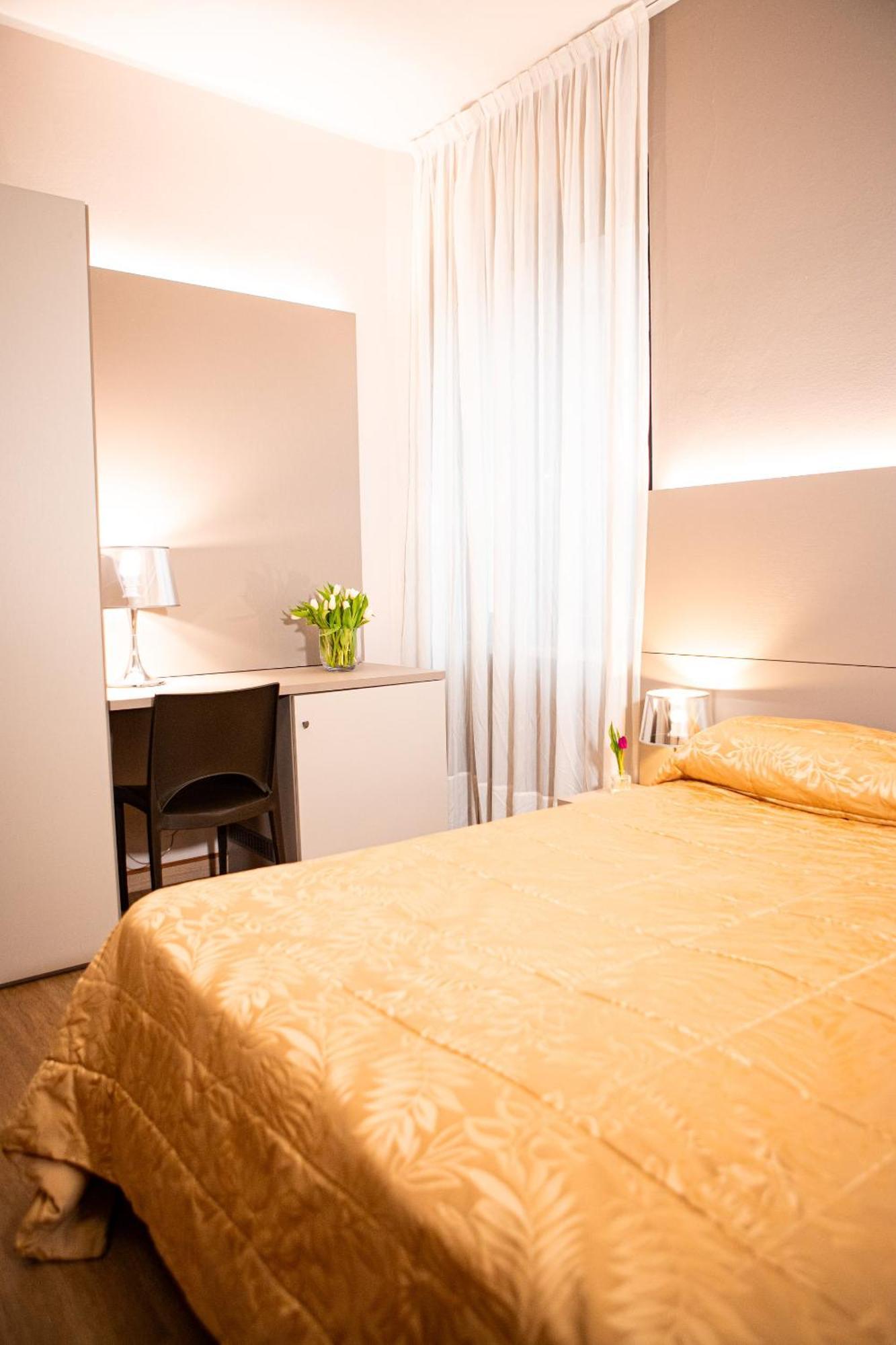 Hotel Italia Леричі Екстер'єр фото
