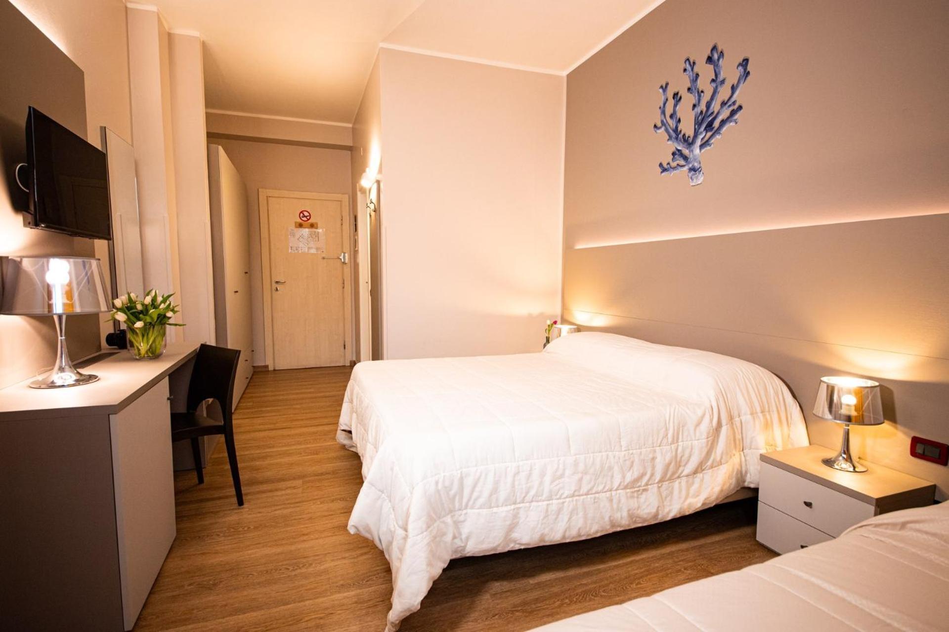 Hotel Italia Леричі Екстер'єр фото