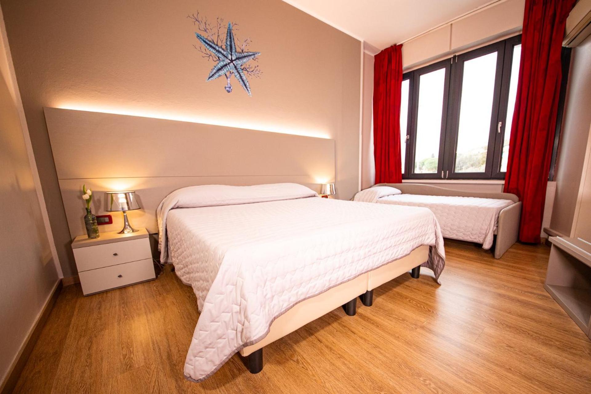 Hotel Italia Леричі Екстер'єр фото
