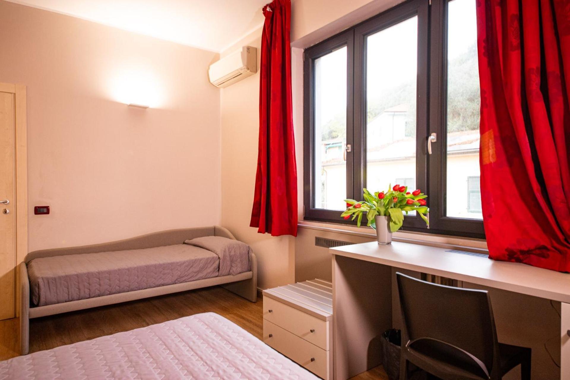 Hotel Italia Леричі Екстер'єр фото